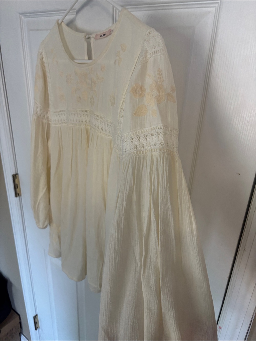 miami Cream Floral Embroidered Peasant Blouse - Picture 6 of 10